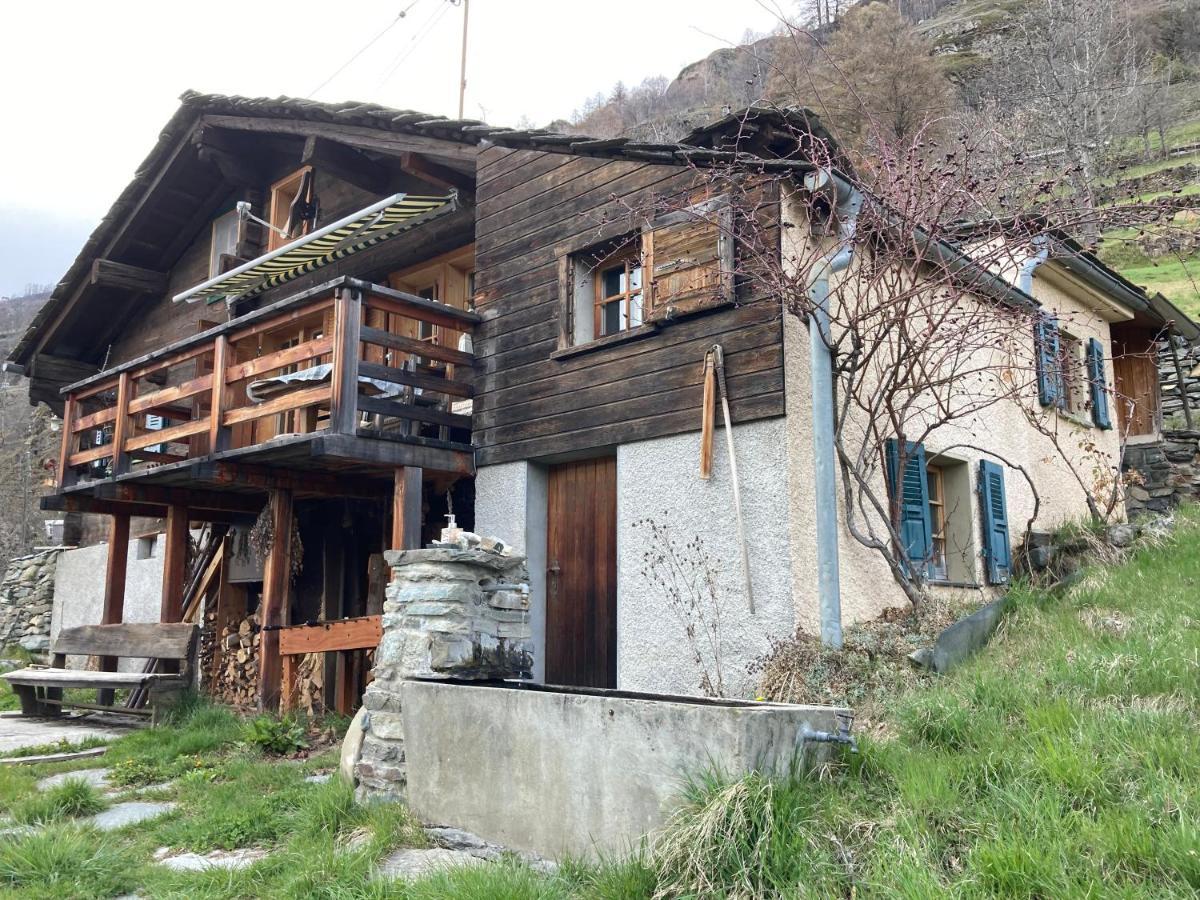 Chalet La Paz With Hotpot And Sauna Villa Törbel Exteriör bild